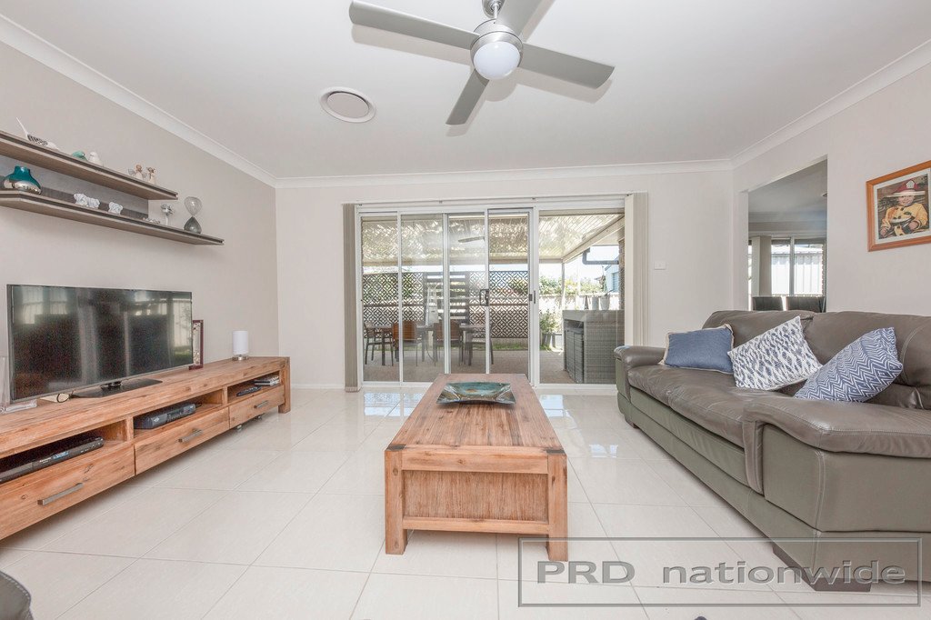 2 Klara Court RUTHERFORD 4