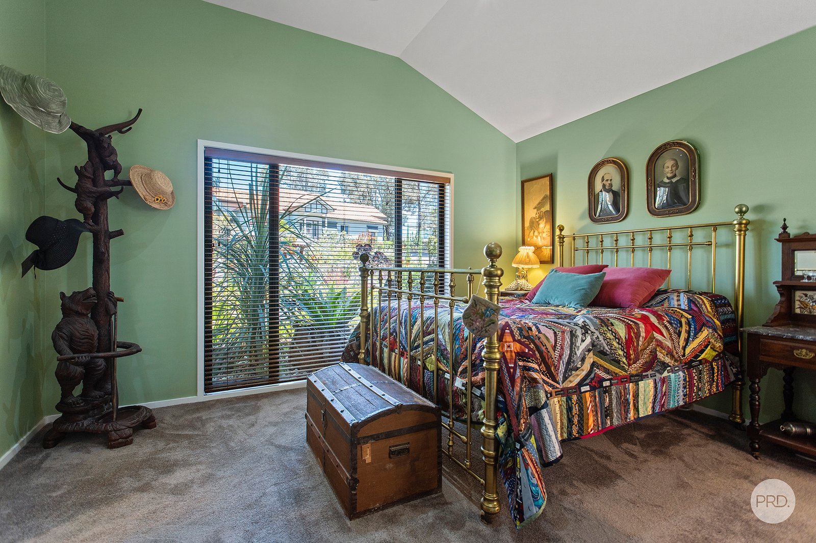 2 Knox Court KENNINGTON 9