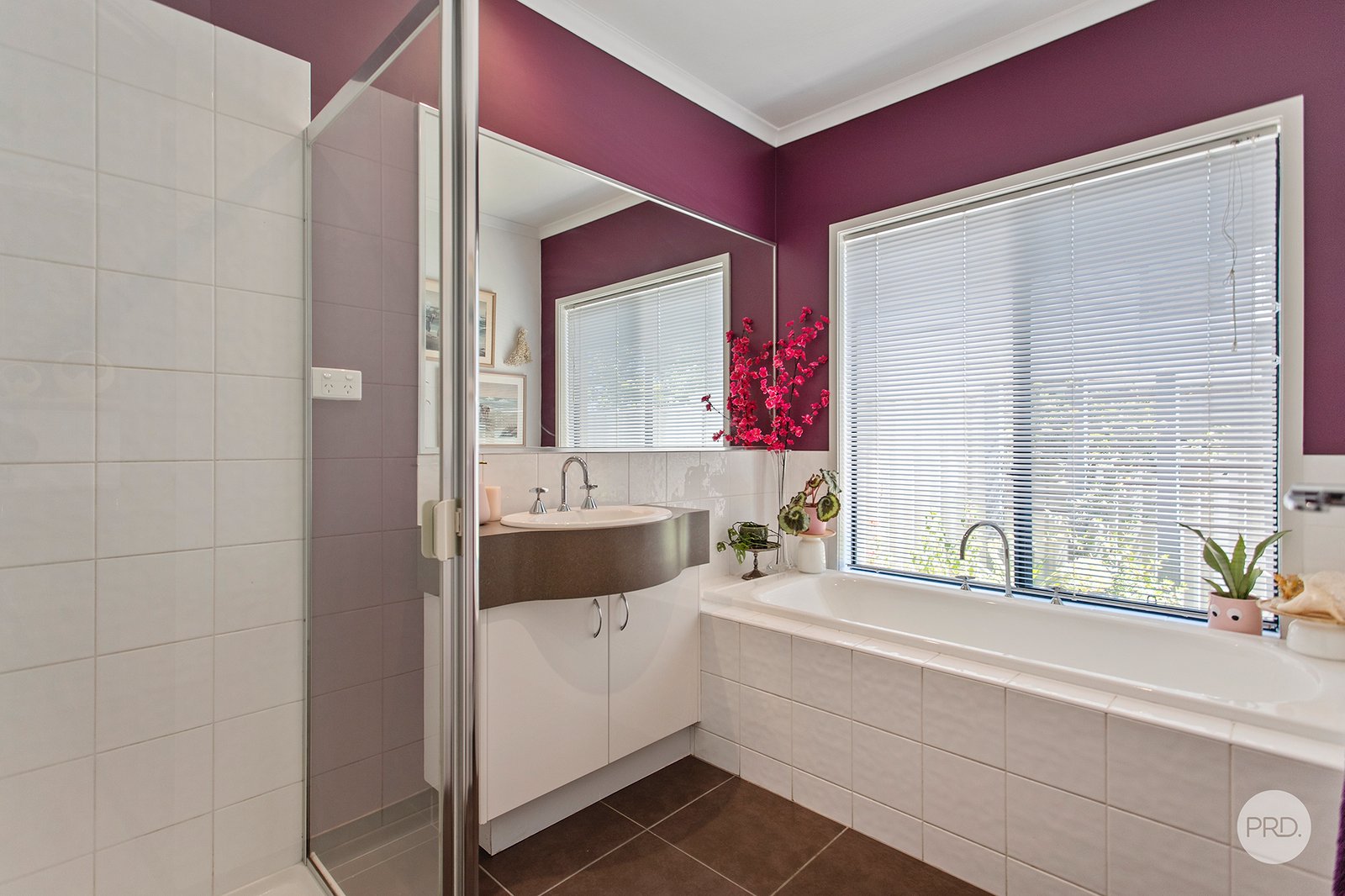 2 Knox Court KENNINGTON 14