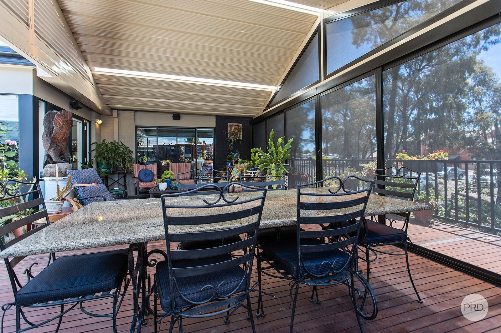 2 Knox Court KENNINGTON 16