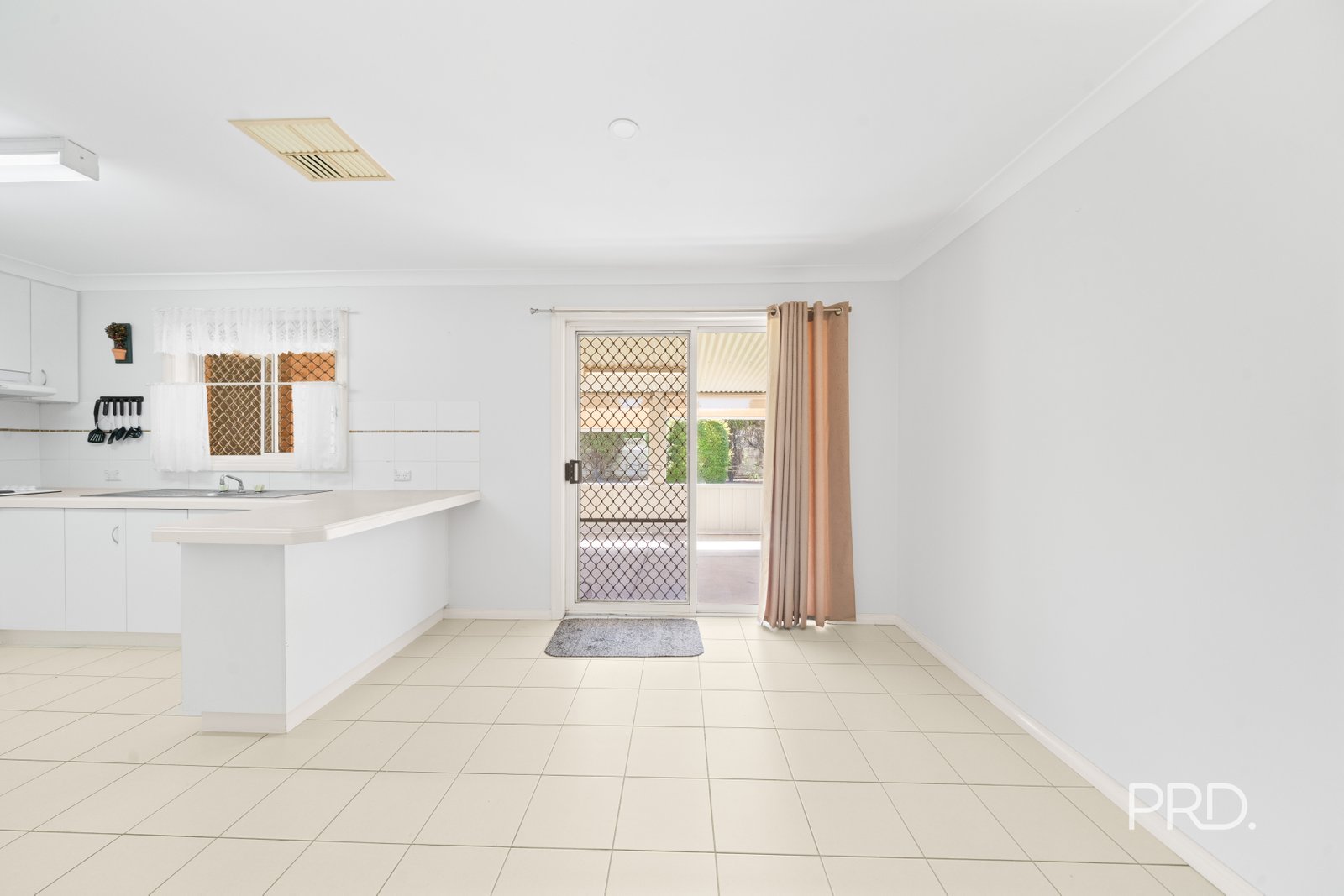 2 Kobi Place GLENFIELD PARK 5