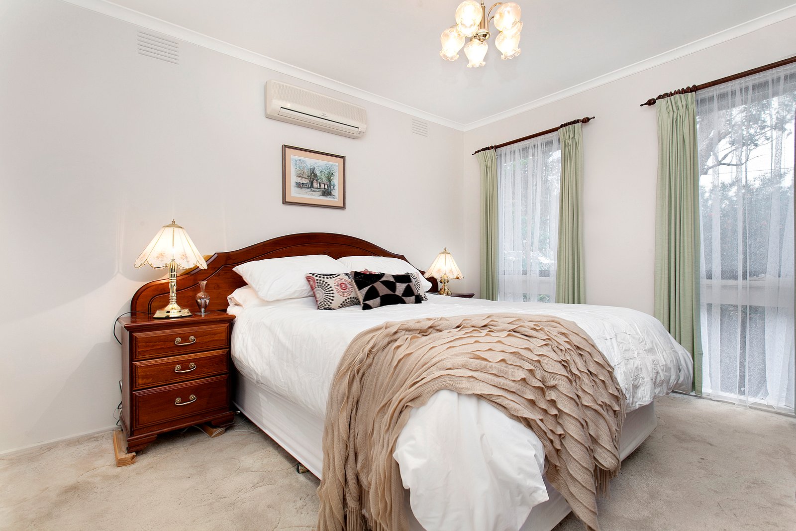 Gallery: 2 Koetong Court