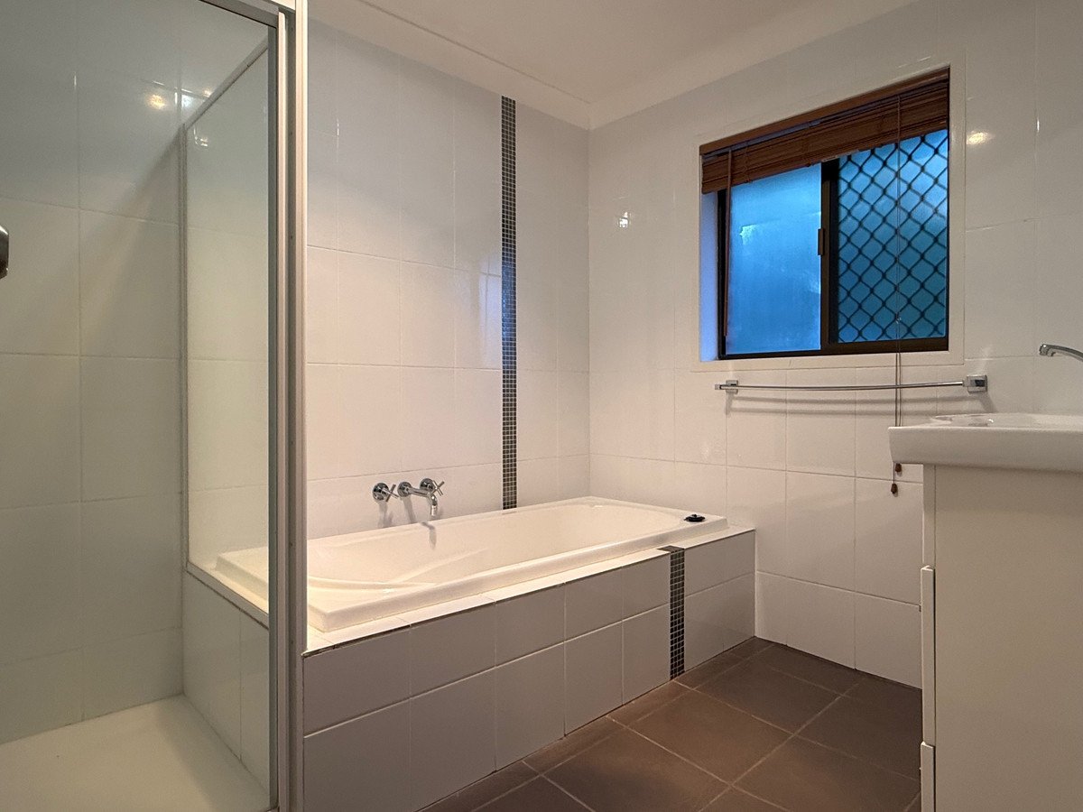 2 Koombahla Drive Tallebudgera 16