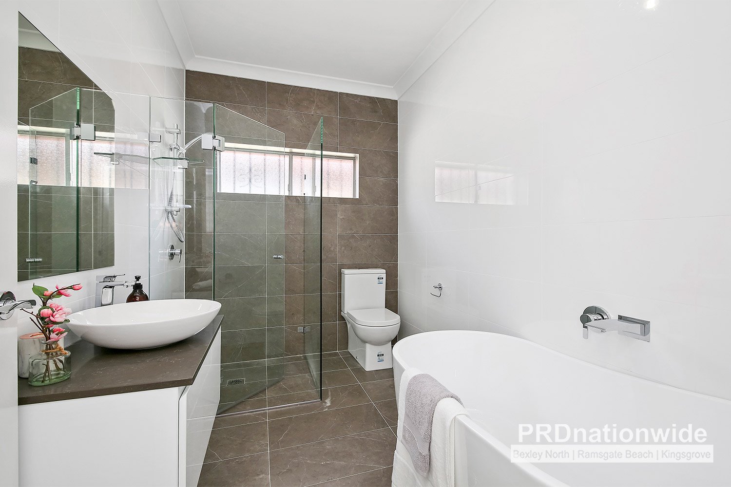 2 Kooreela Street KINGSGROVE 4