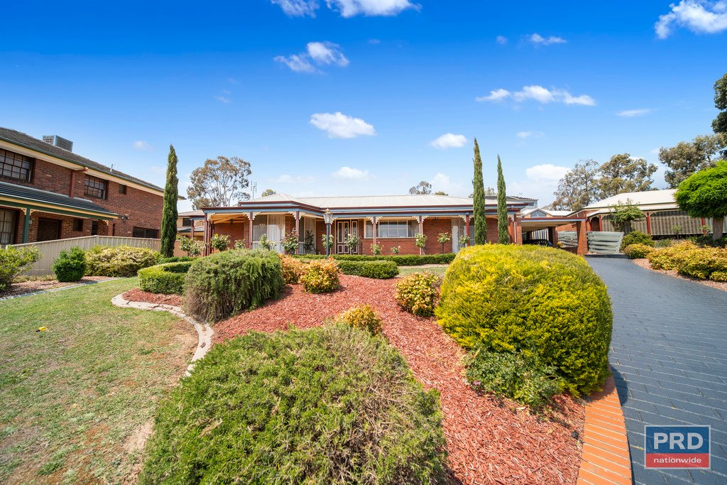 2 Kooyong Close KENNINGTON 1