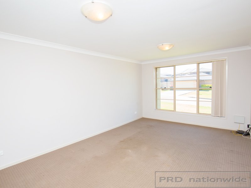 2 Koppie Close RAWORTH 2