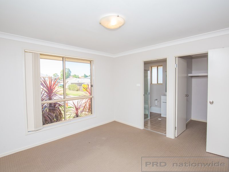 2 Koppie Close RAWORTH 4