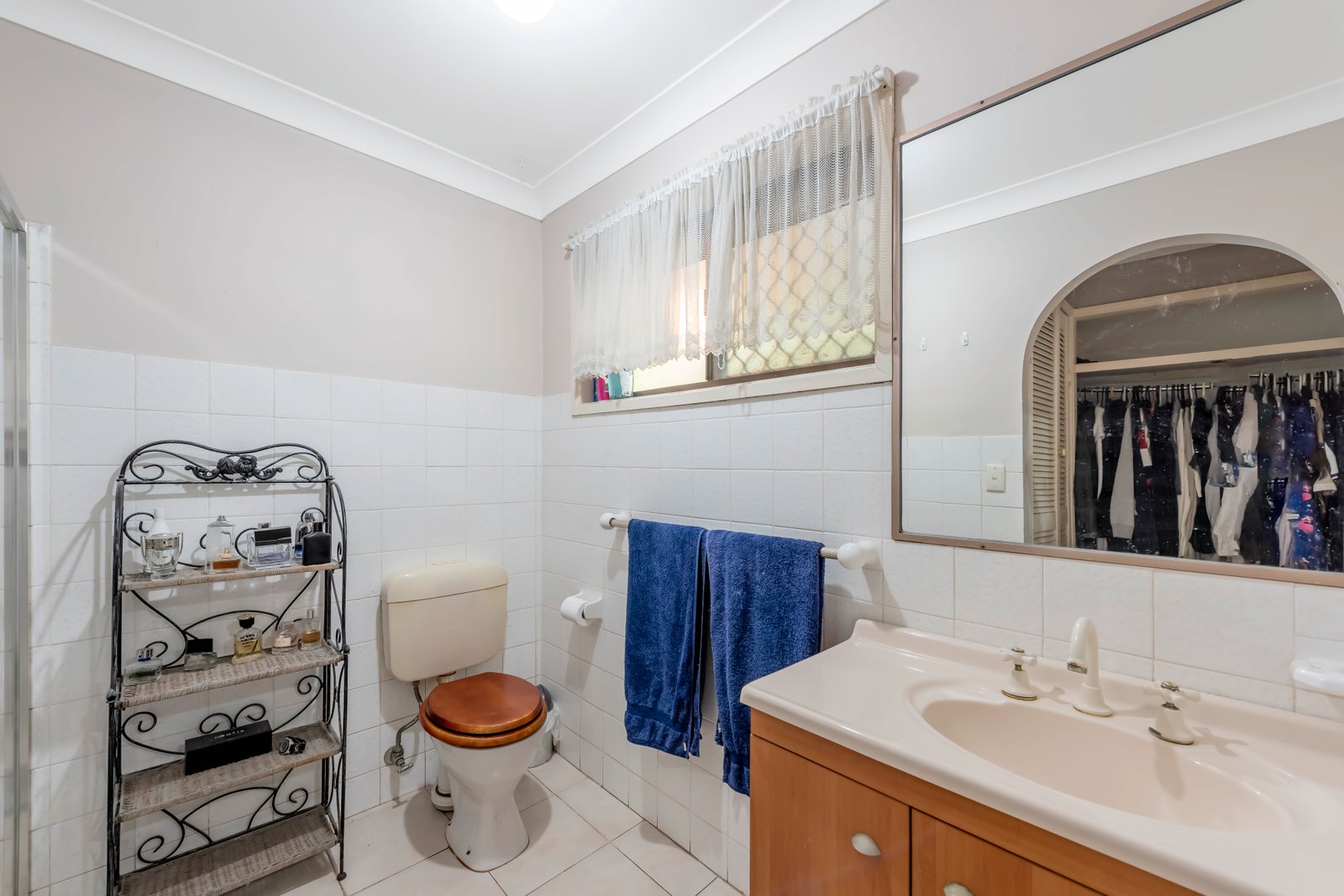 2 Koro Court ASHMORE 6