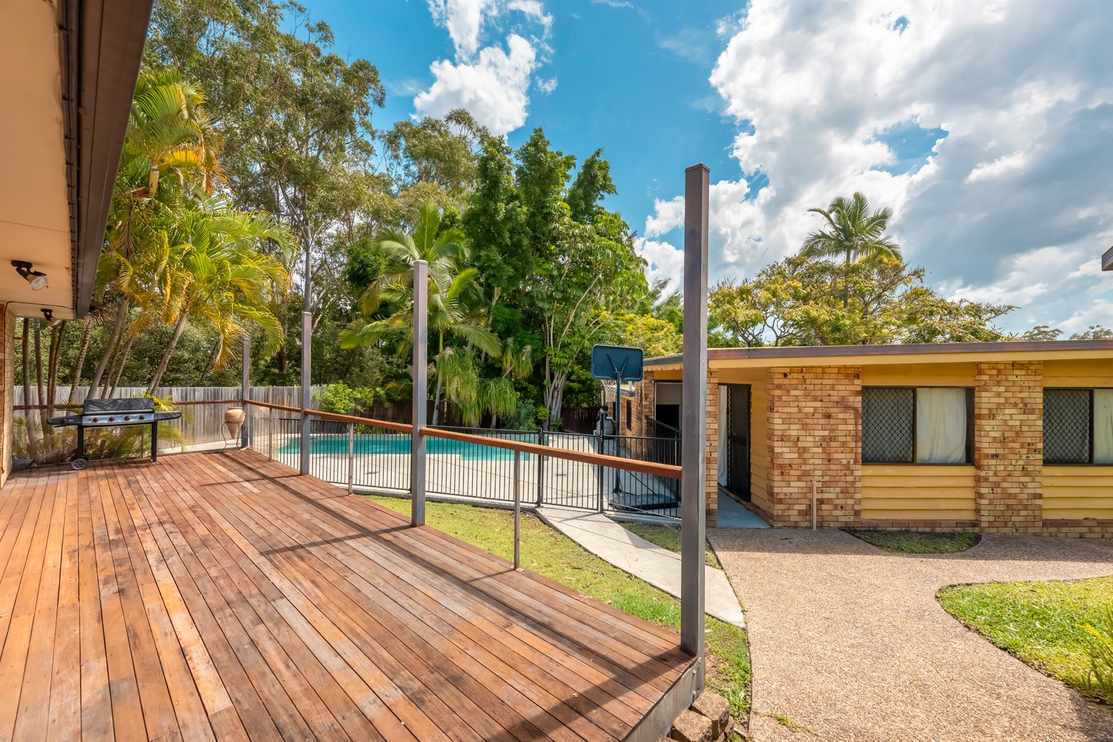 2 Koro Court ASHMORE 12