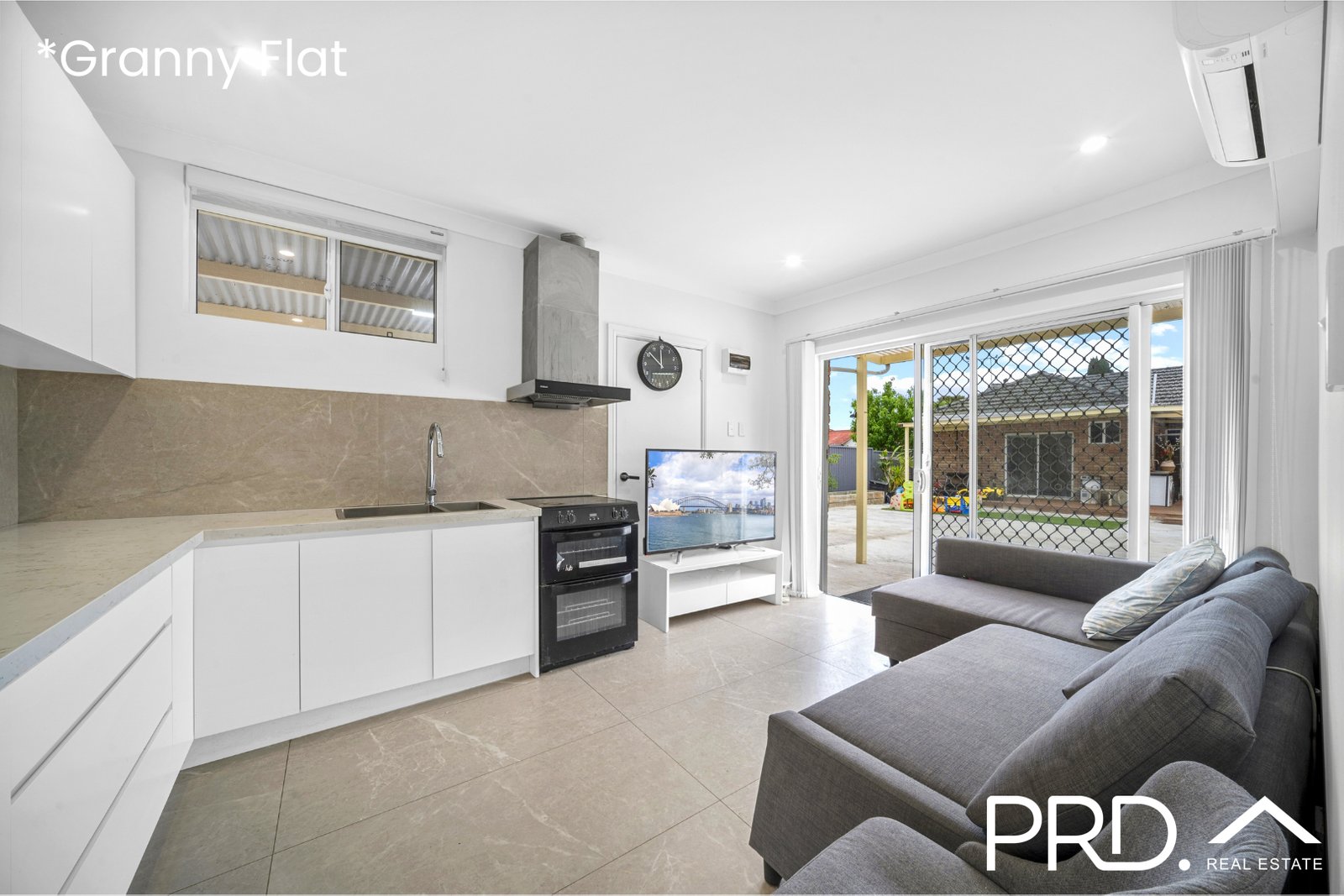 2 Kuranda Avenue PADSTOW 10
