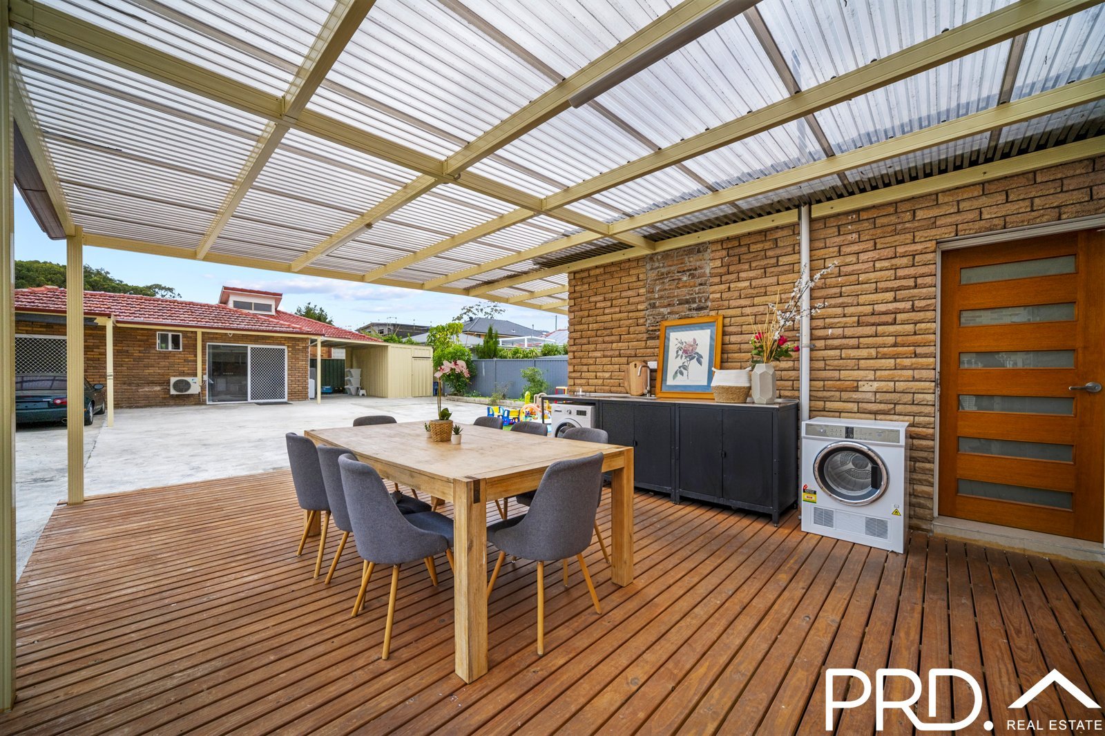 2 Kuranda Avenue PADSTOW 9