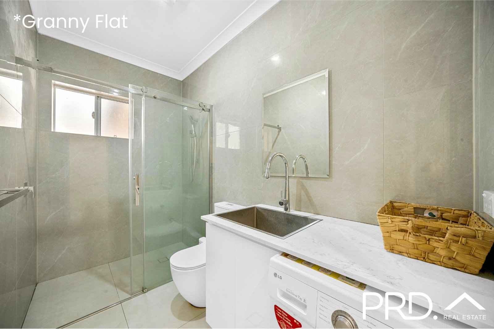 2 Kuranda Avenue PADSTOW 12