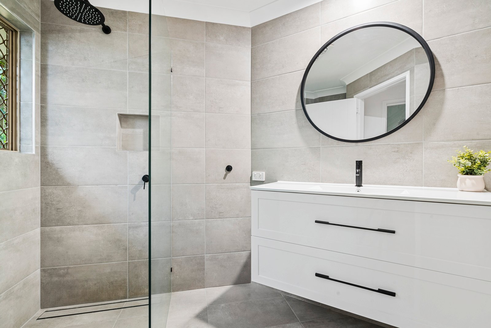 2 Lalina Avenue TWEED HEADS WEST 7