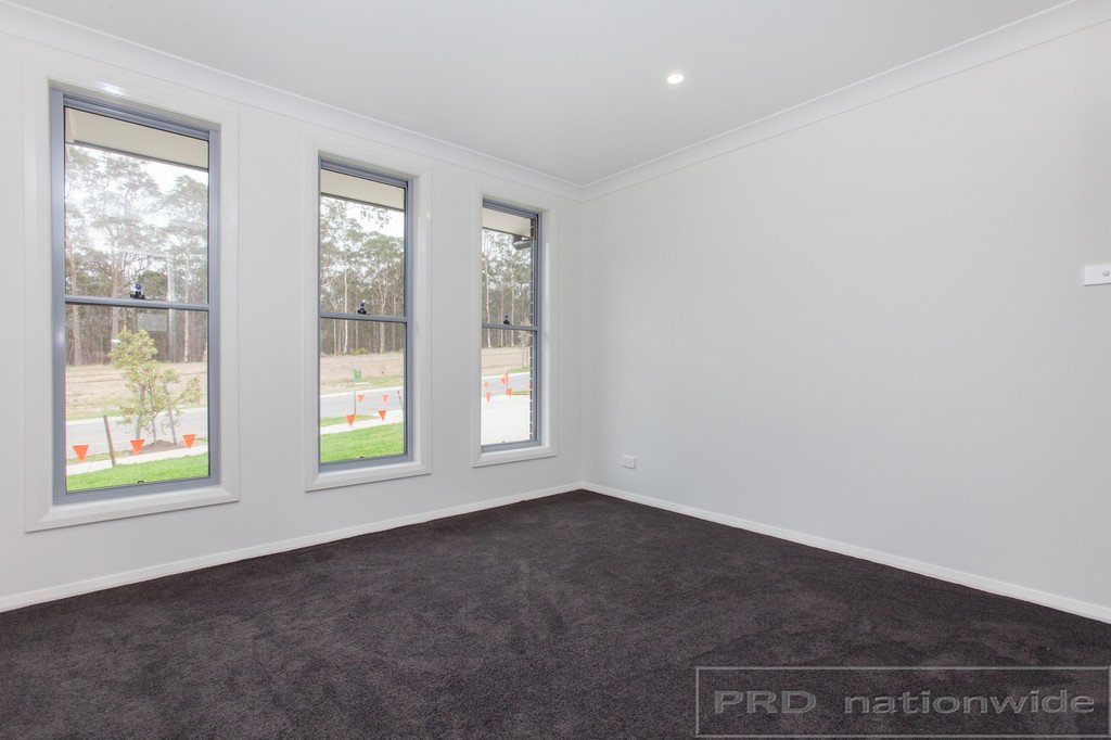 2 Lancaster Drive THORNTON 14