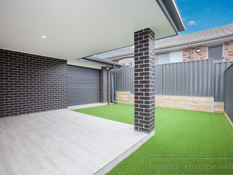 2 Lancaster Drive THORNTON 8