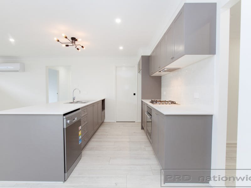 2 Lancaster Drive THORNTON 11