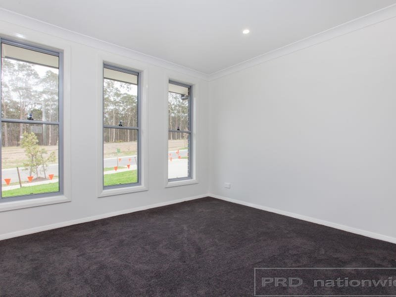 2 Lancaster Drive THORNTON 14