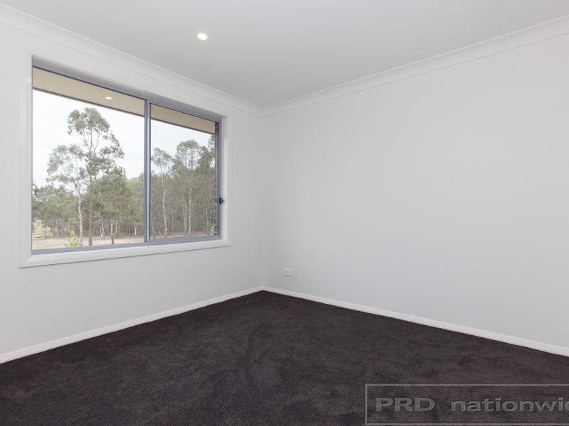 2 Lancaster Drive THORNTON 16