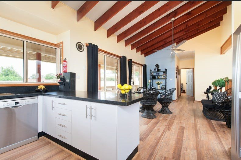 2 Lantry Place ANNA BAY 2