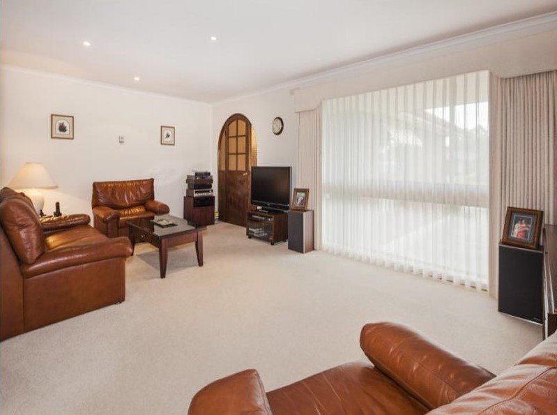 Gallery: 2 Laurine Court