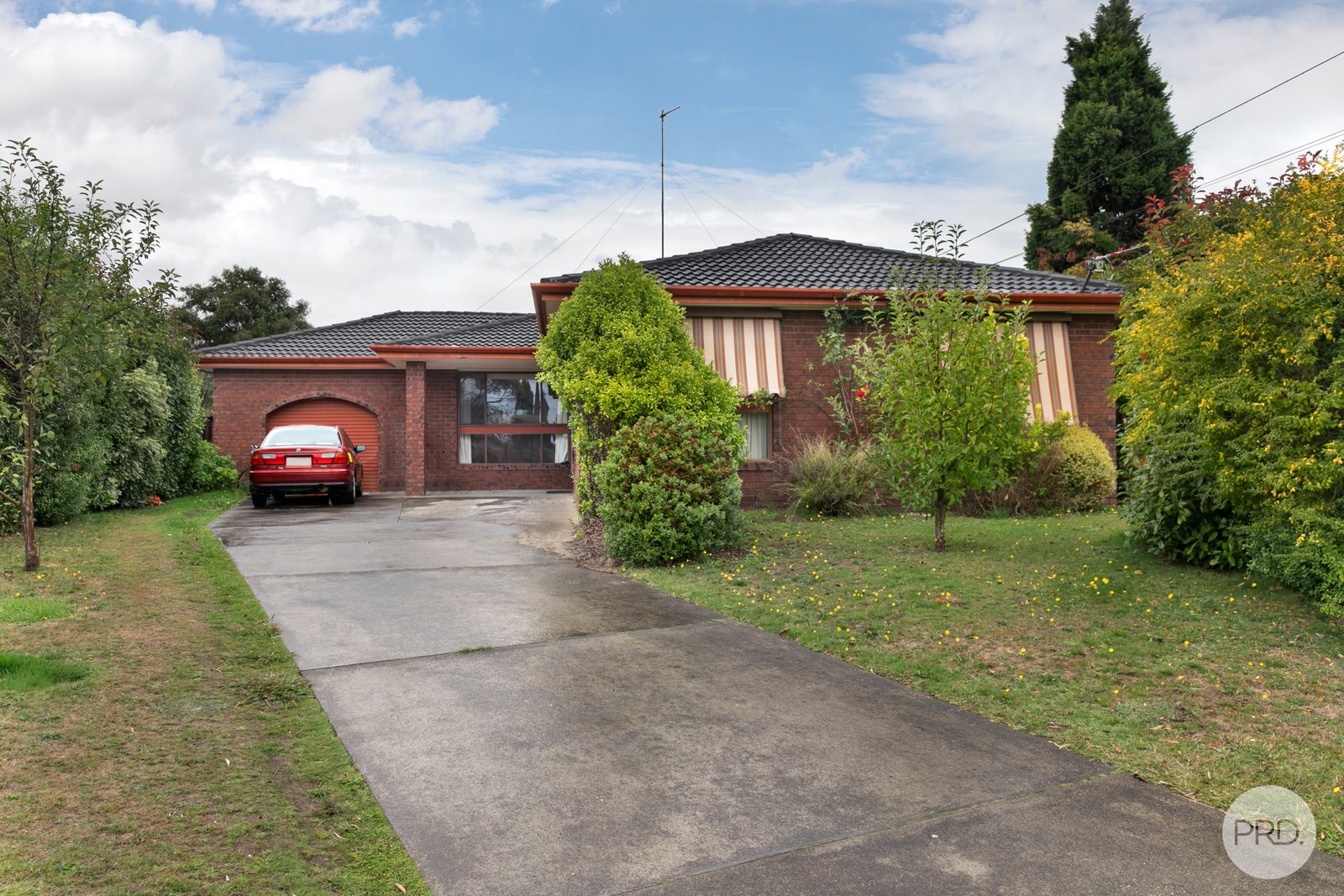 2 Laurine Court WENDOUREE 1