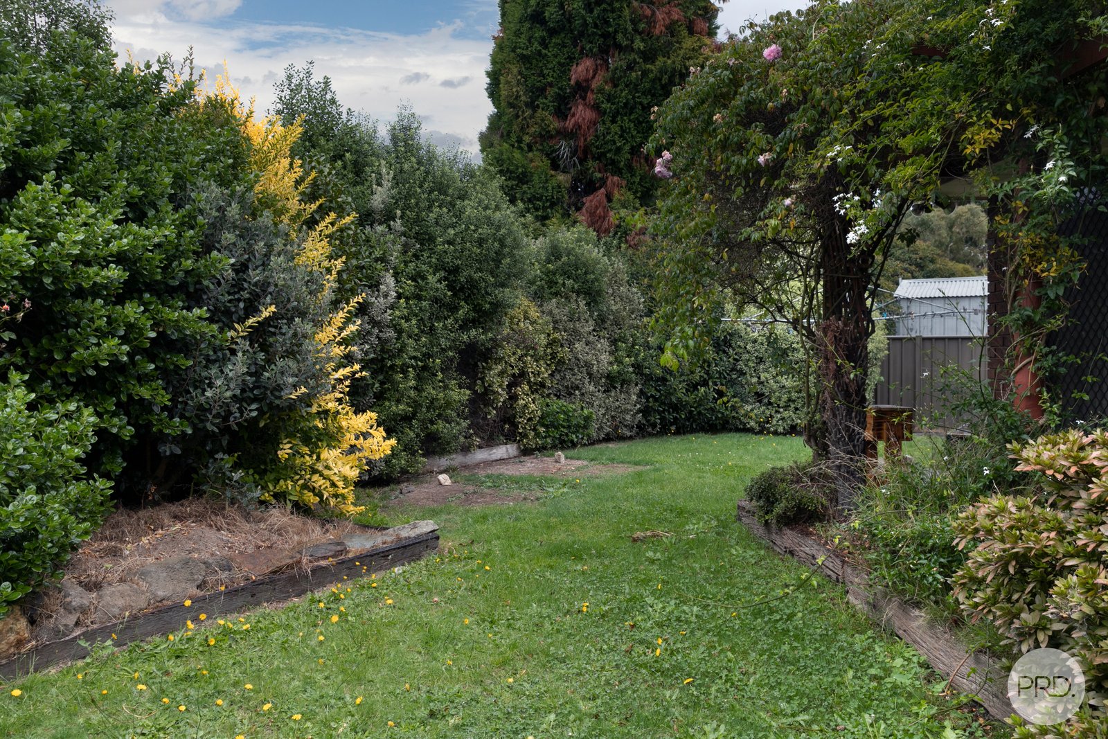 2 Laurine Court WENDOUREE 2