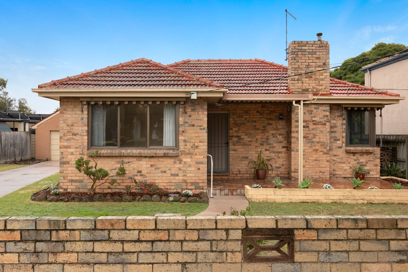 Gallery: 2 Lawborough Avenue