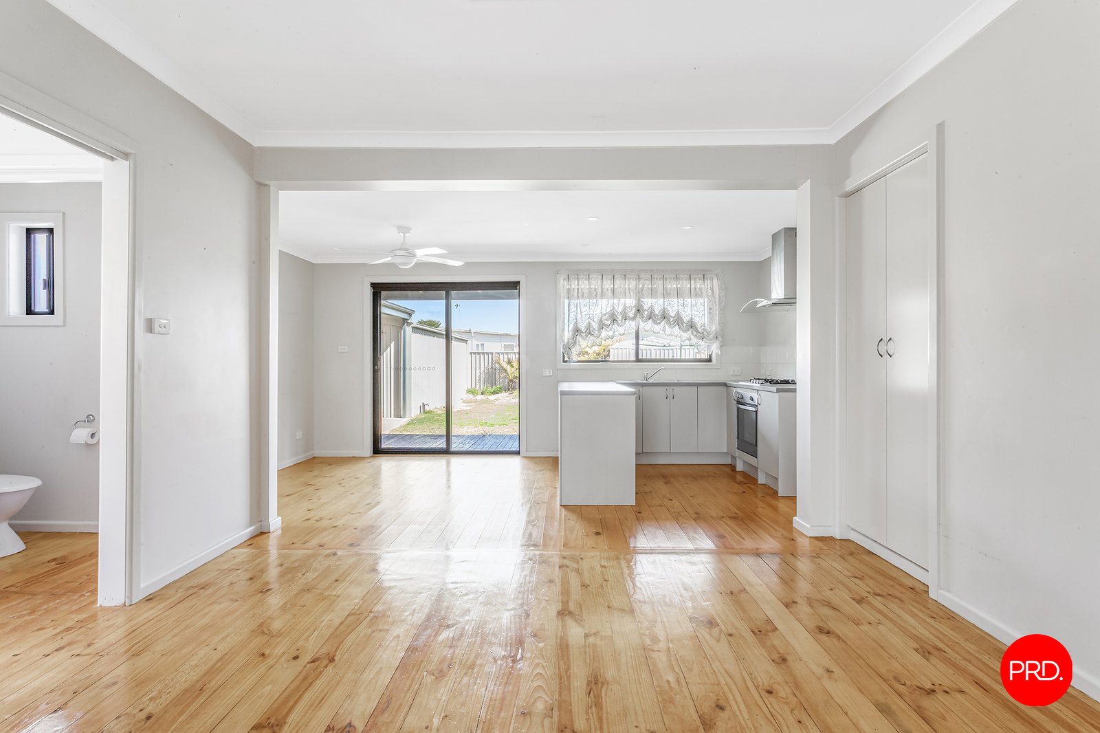 2 Laxdale Ct  KANGAROO FLAT 6