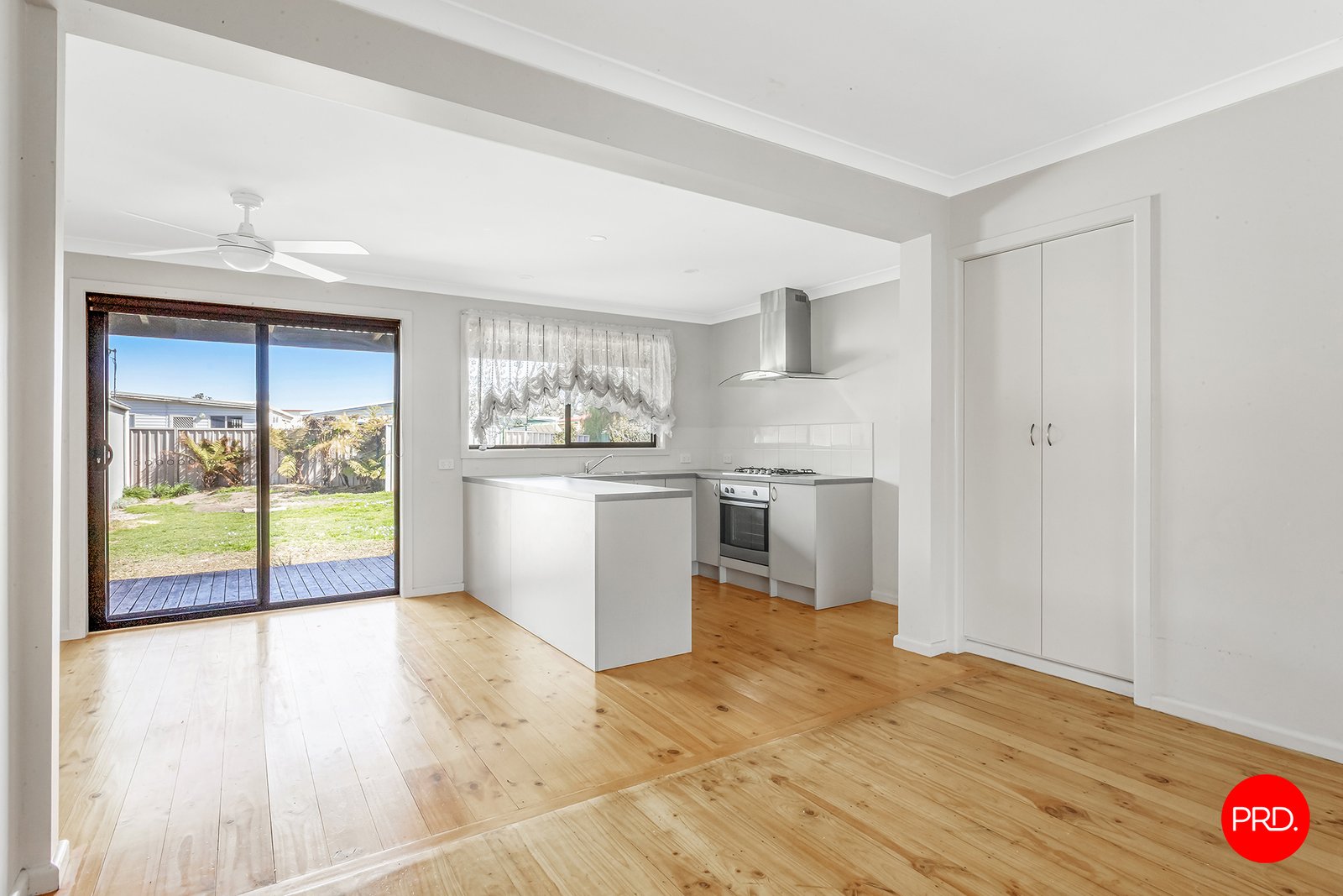 2 Laxdale Ct  KANGAROO FLAT 7
