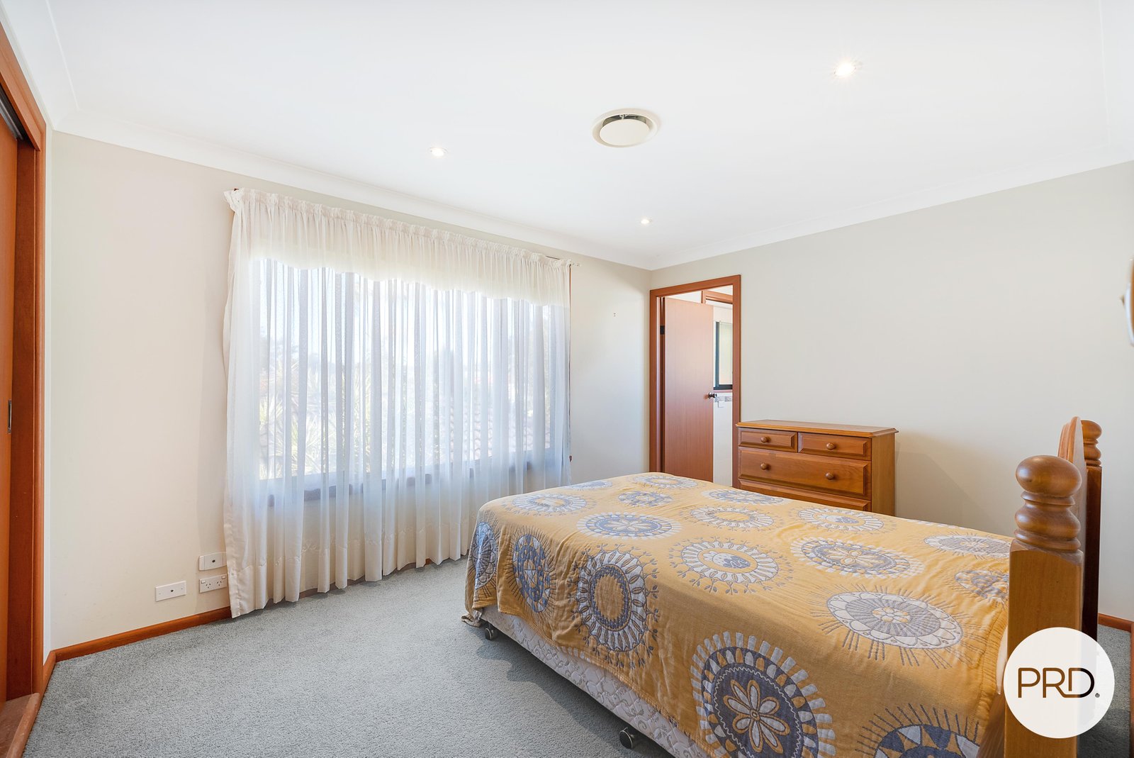 2 Lepemi Place NORTH HAVEN 13