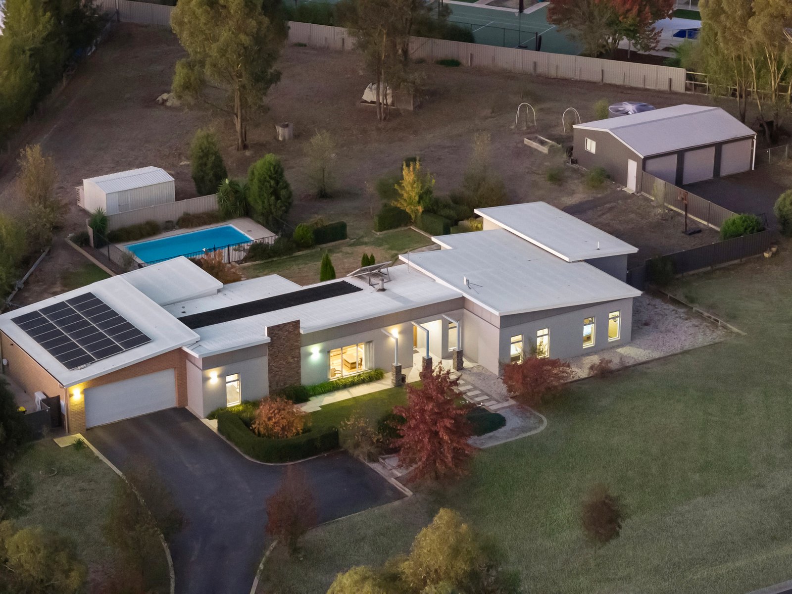 Gallery: 2 Leslie Place