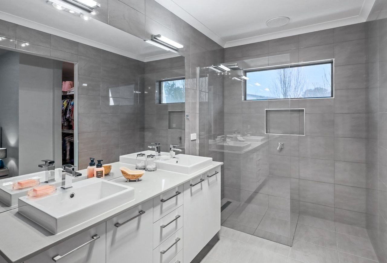 2 Liberty Drive NAGAMBIE 14