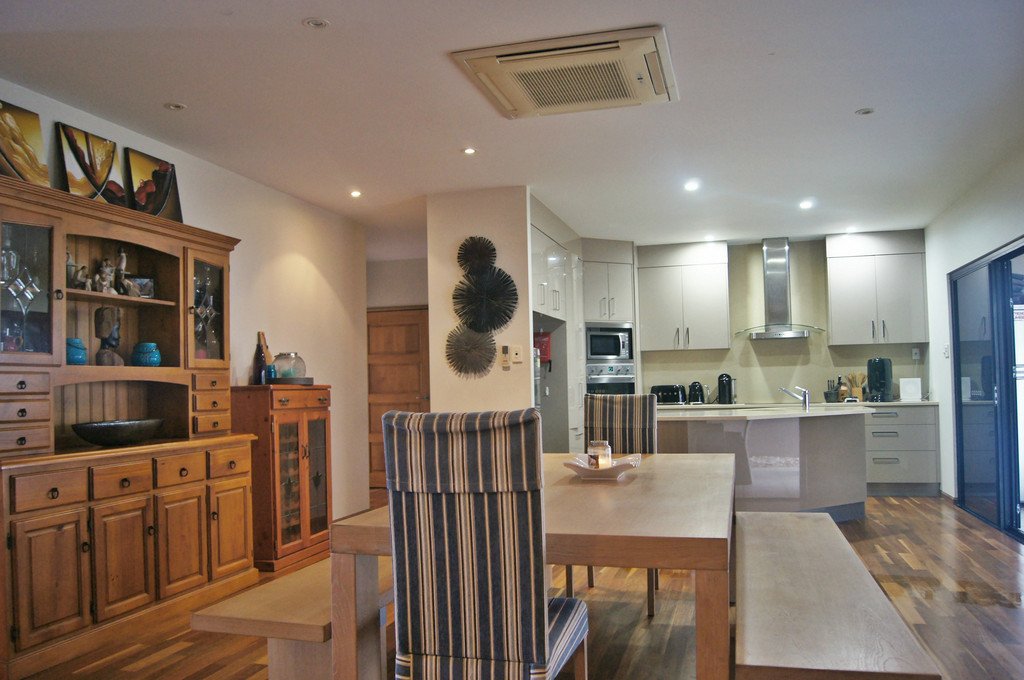 2 Linscot Close CANNONVALE 3