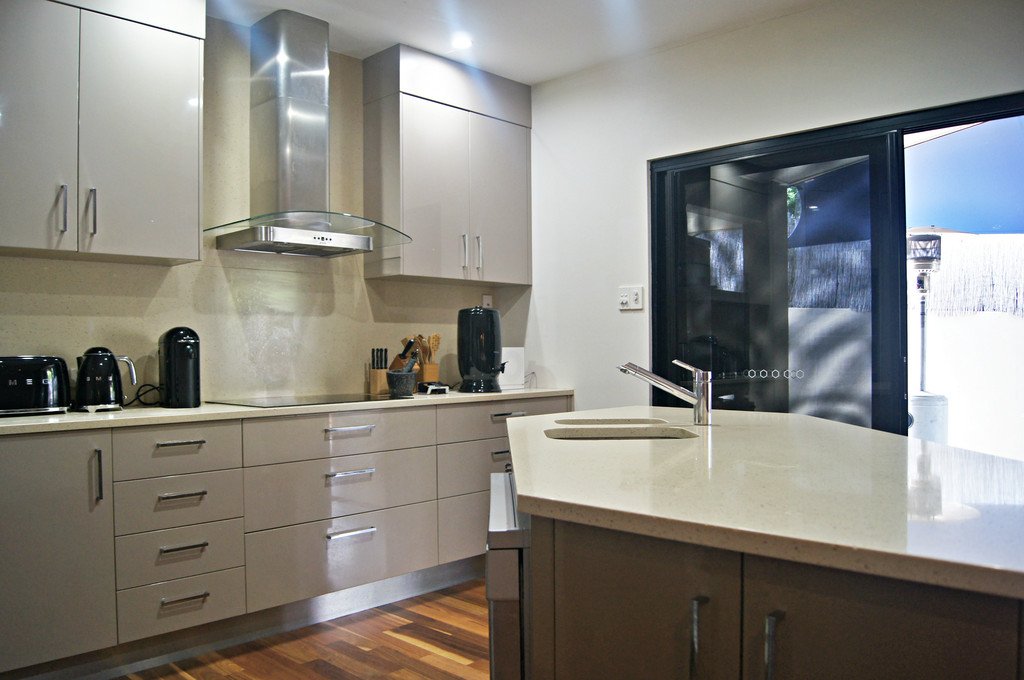 2 Linscot Close CANNONVALE 8