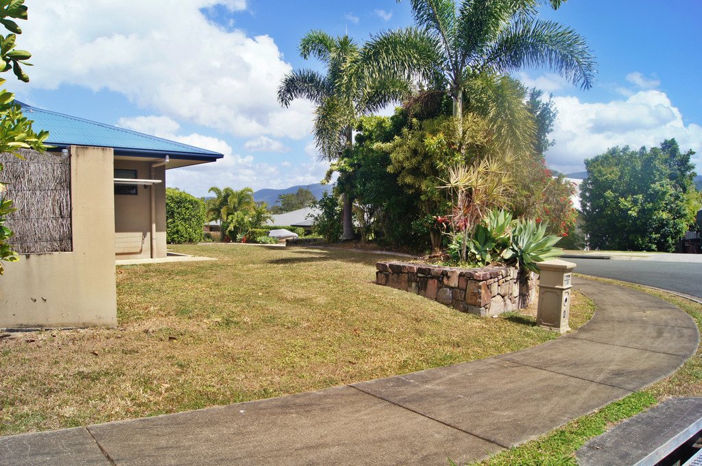 2 Linscot Close CANNONVALE 23