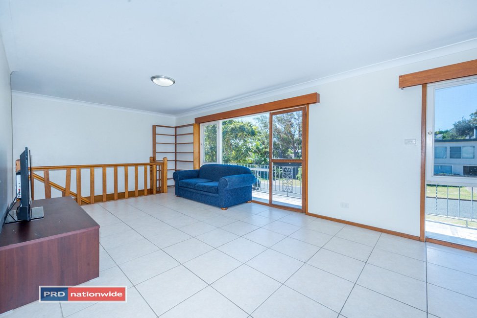 2 Lionel Avenue SHOAL BAY 8