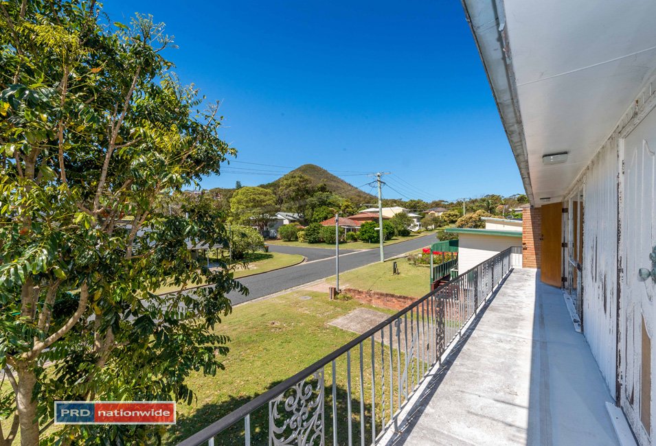 2 Lionel Avenue SHOAL BAY 16