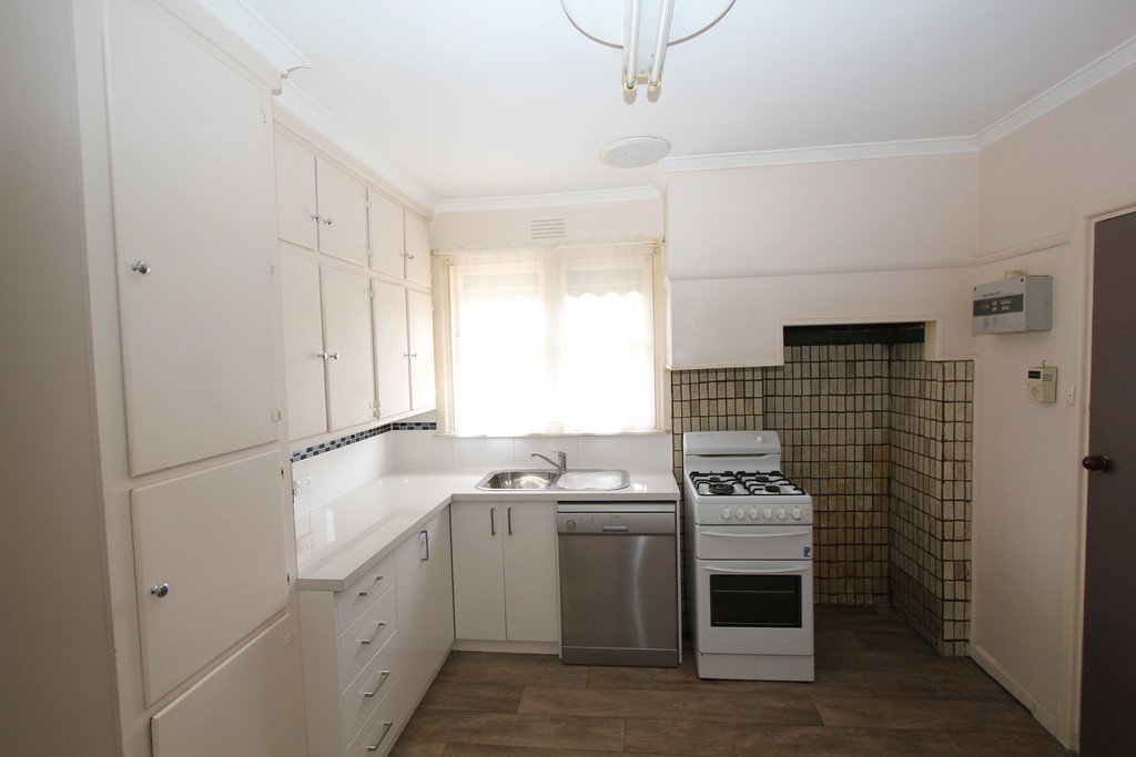 2 Little Dodd Street BALLARAT CENTRAL 4