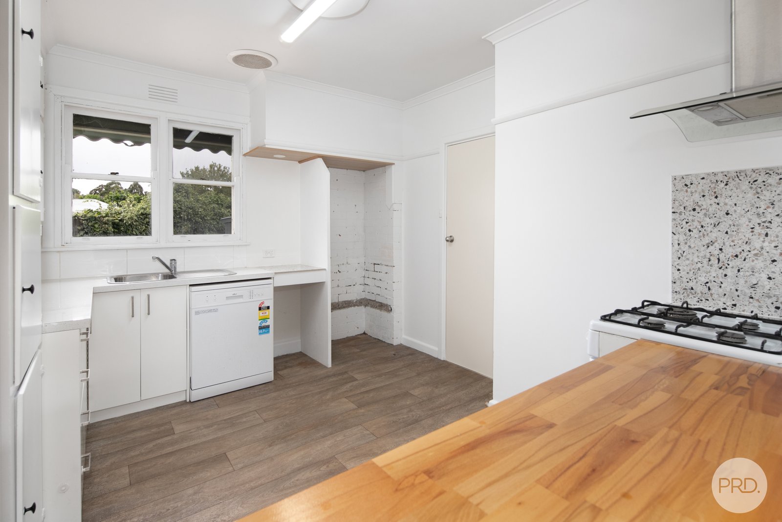 2 Little Dodds Street GOLDEN POINT 3