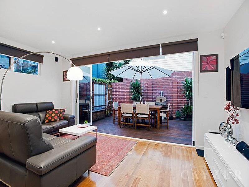2 Little Lyell Street, SOUTH MELBOURNE