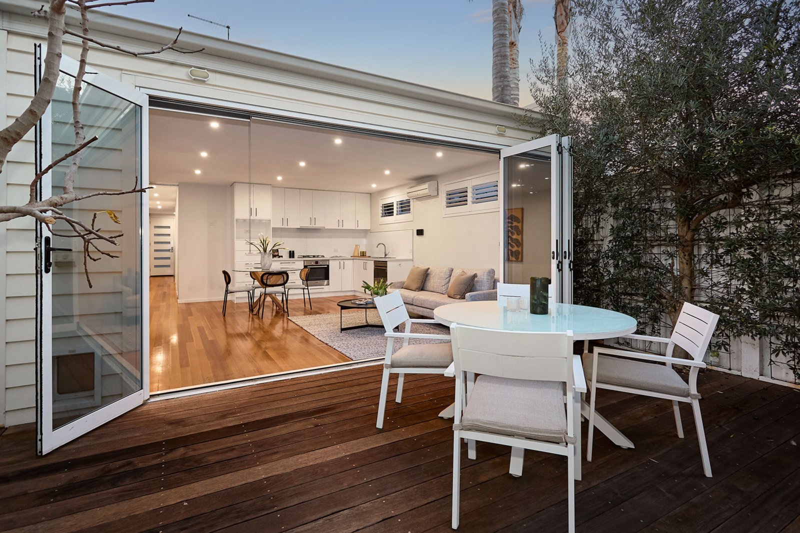 Gallery: 2 Little Lyell Street