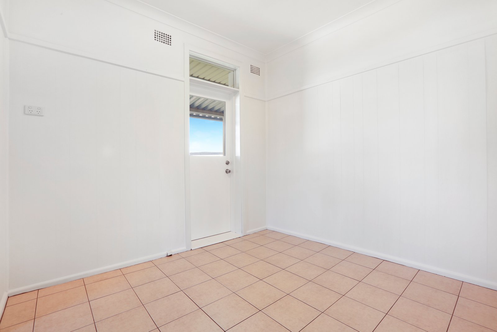 2 London Street BERKELEY 4