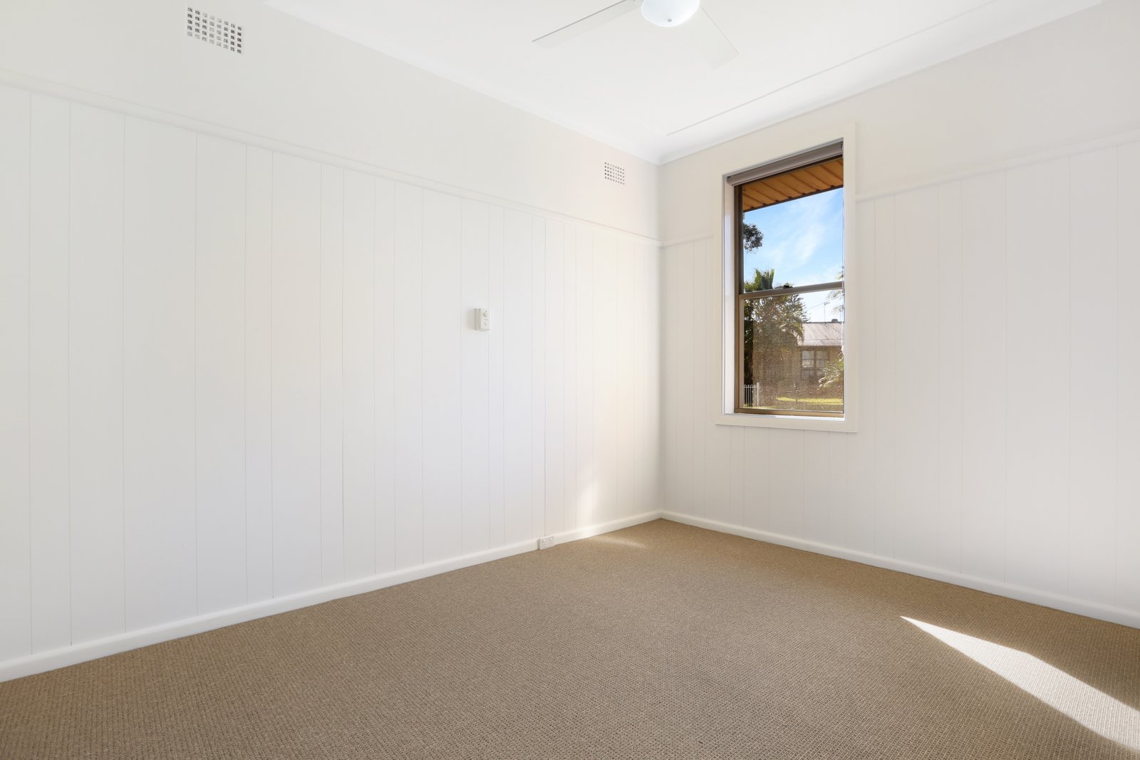 2 London Street BERKELEY 7