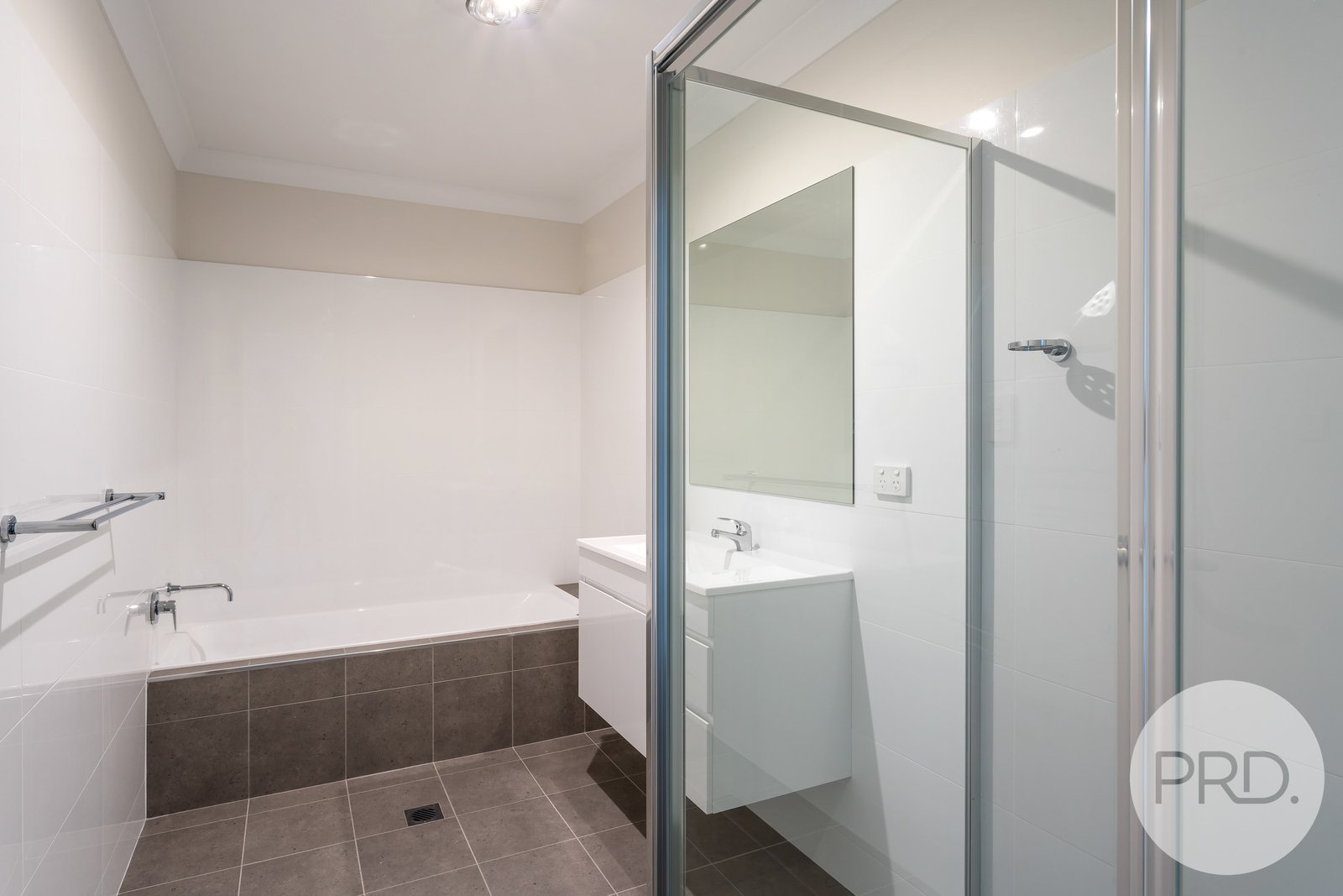 2 Lovell Place LLOYD 5