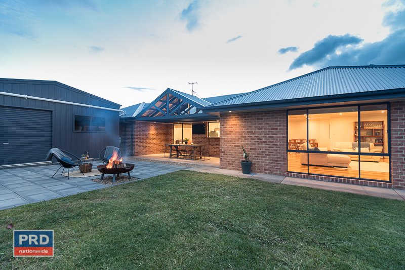 2 Lundie Street BUNGENDORE 4