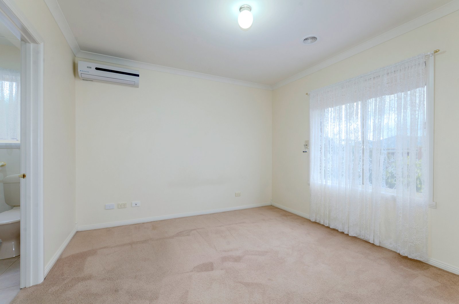 Gallery: 2 Lynch Court