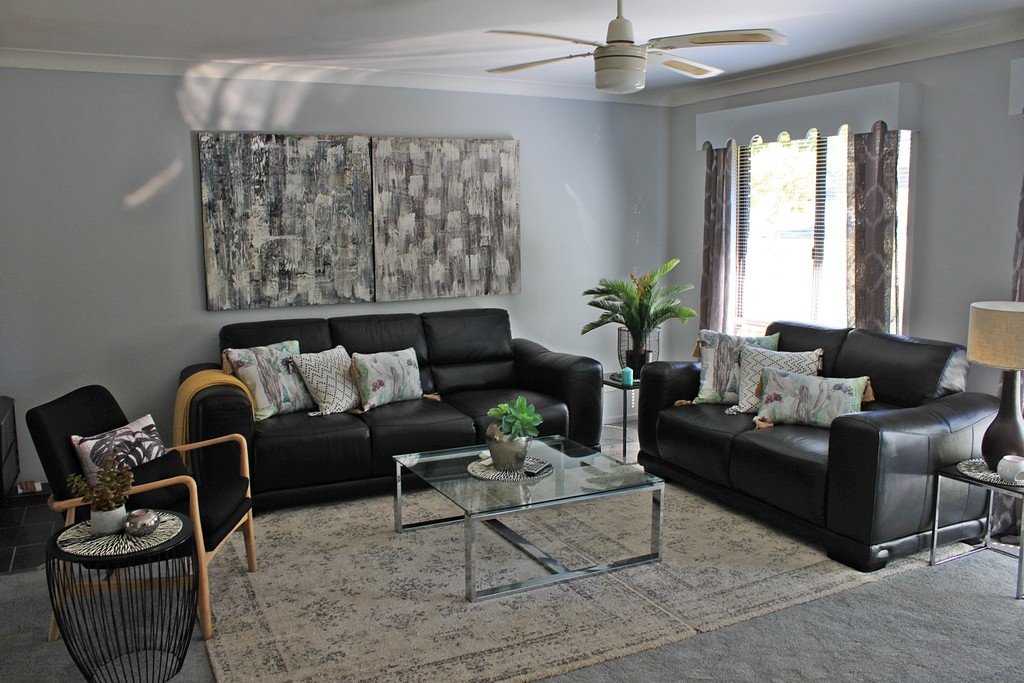 2 Lyne Street TUMBARUMBA 2