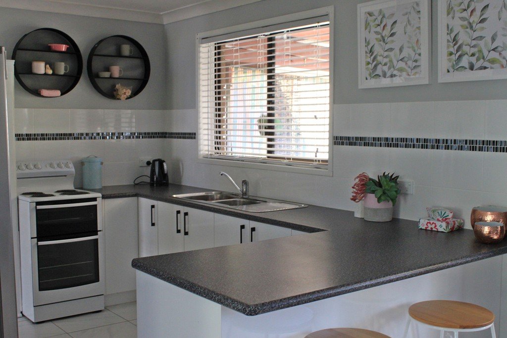 2 Lyne Street TUMBARUMBA 3