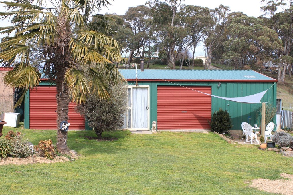 2 Lyne Street TUMBARUMBA 13