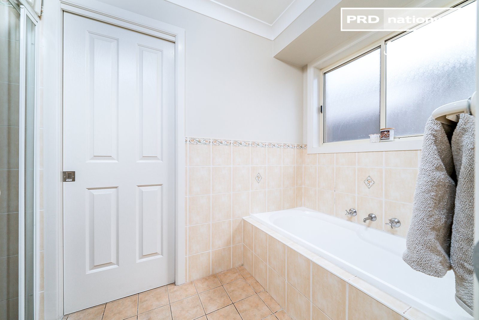 2 Mackay Place ASHMONT 12